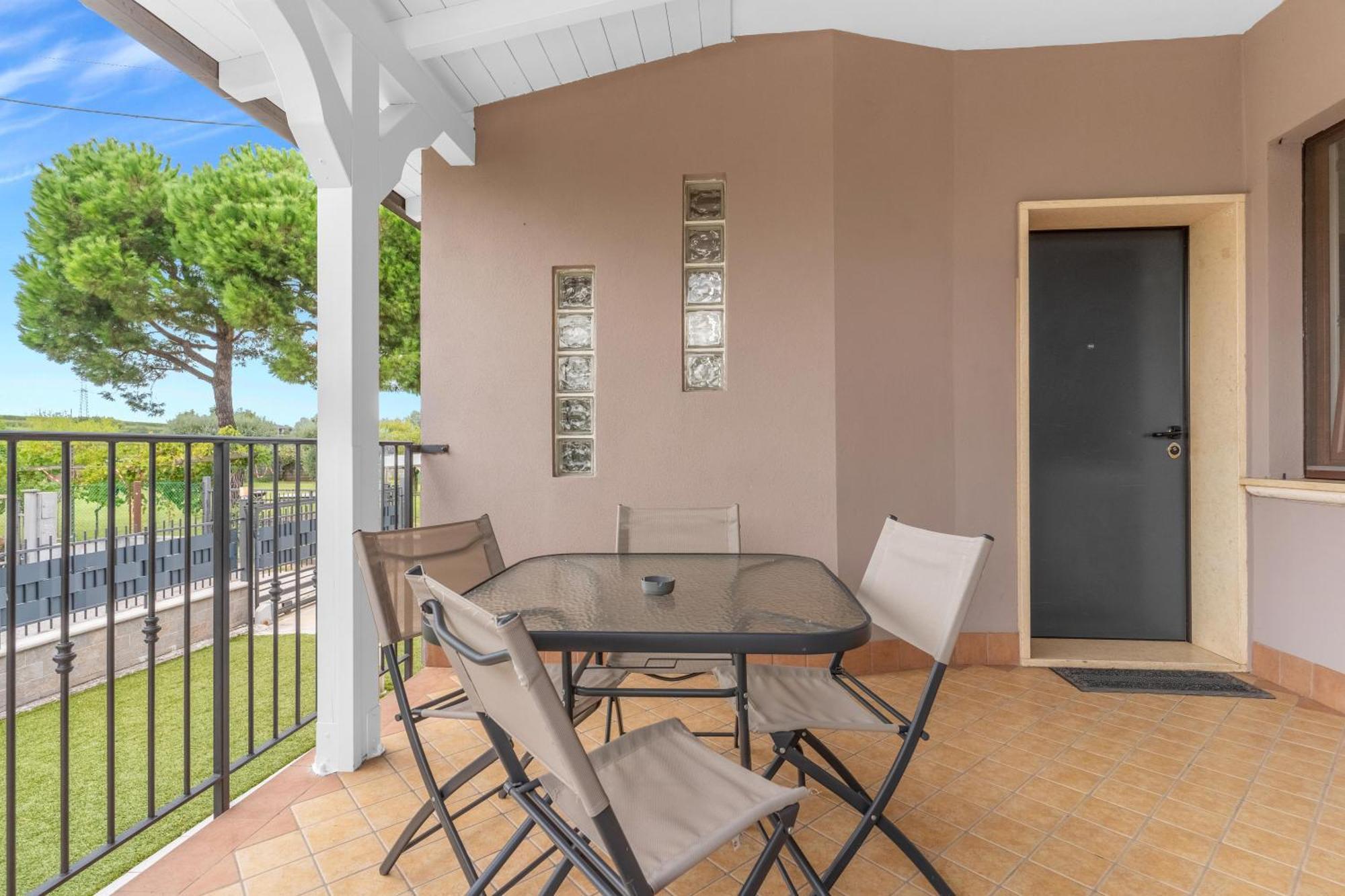 -Free Pool And Parking- Garda House Apartments Castelnuovo del Garda Buitenkant foto