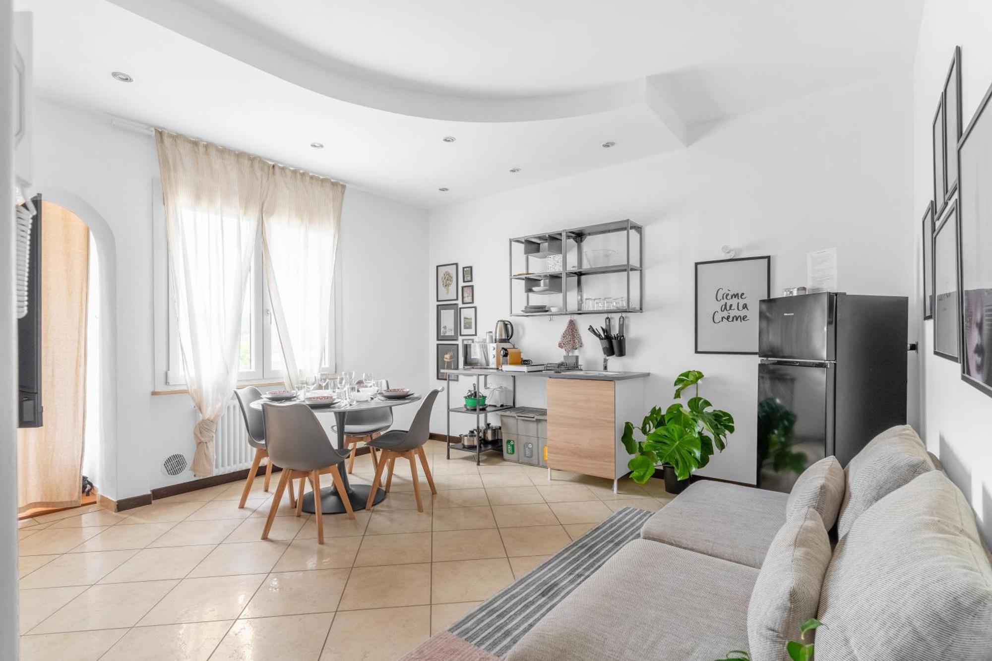 -Free Pool And Parking- Garda House Apartments Castelnuovo del Garda Buitenkant foto