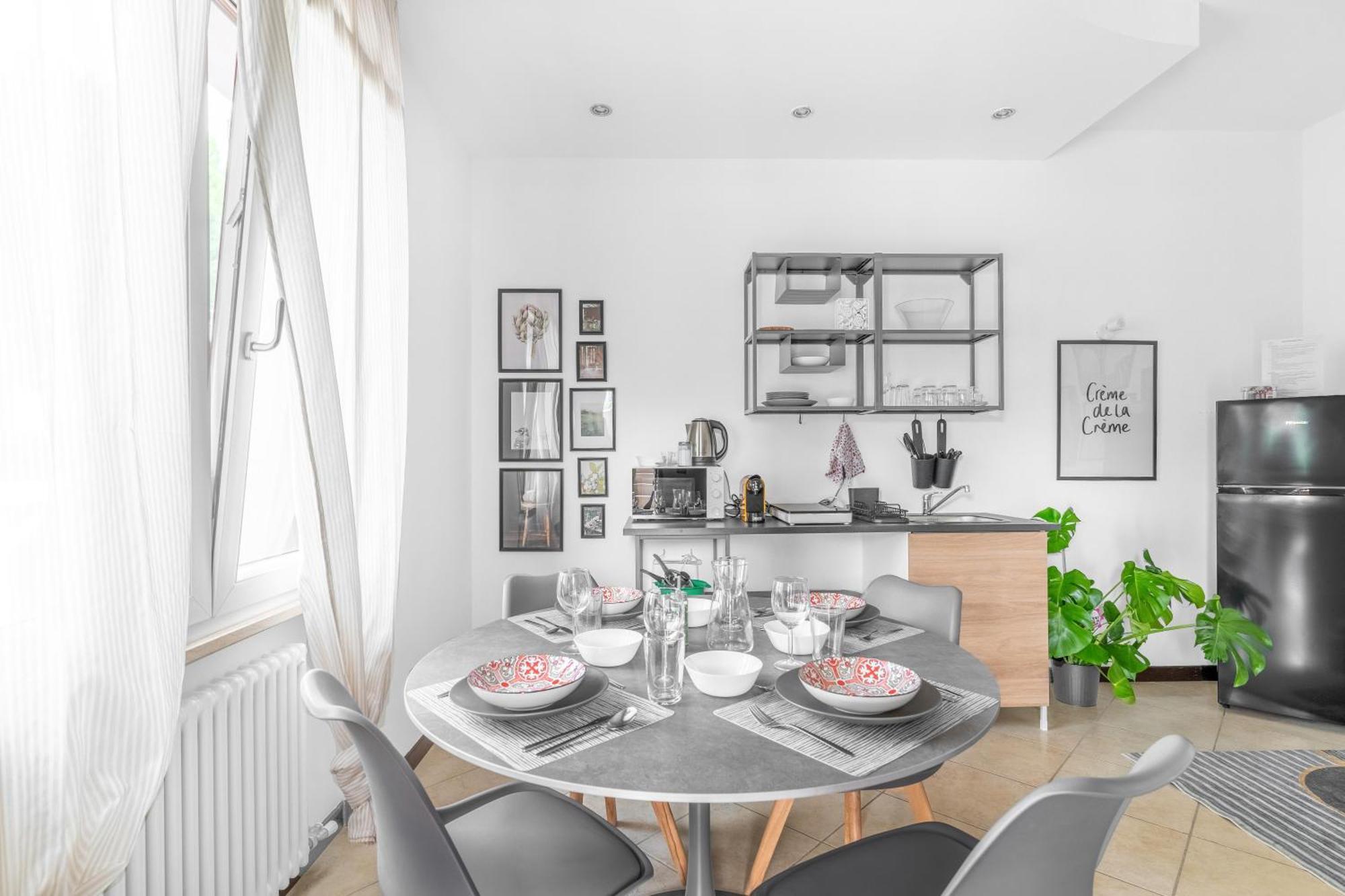 -Free Pool And Parking- Garda House Apartments Castelnuovo del Garda Buitenkant foto