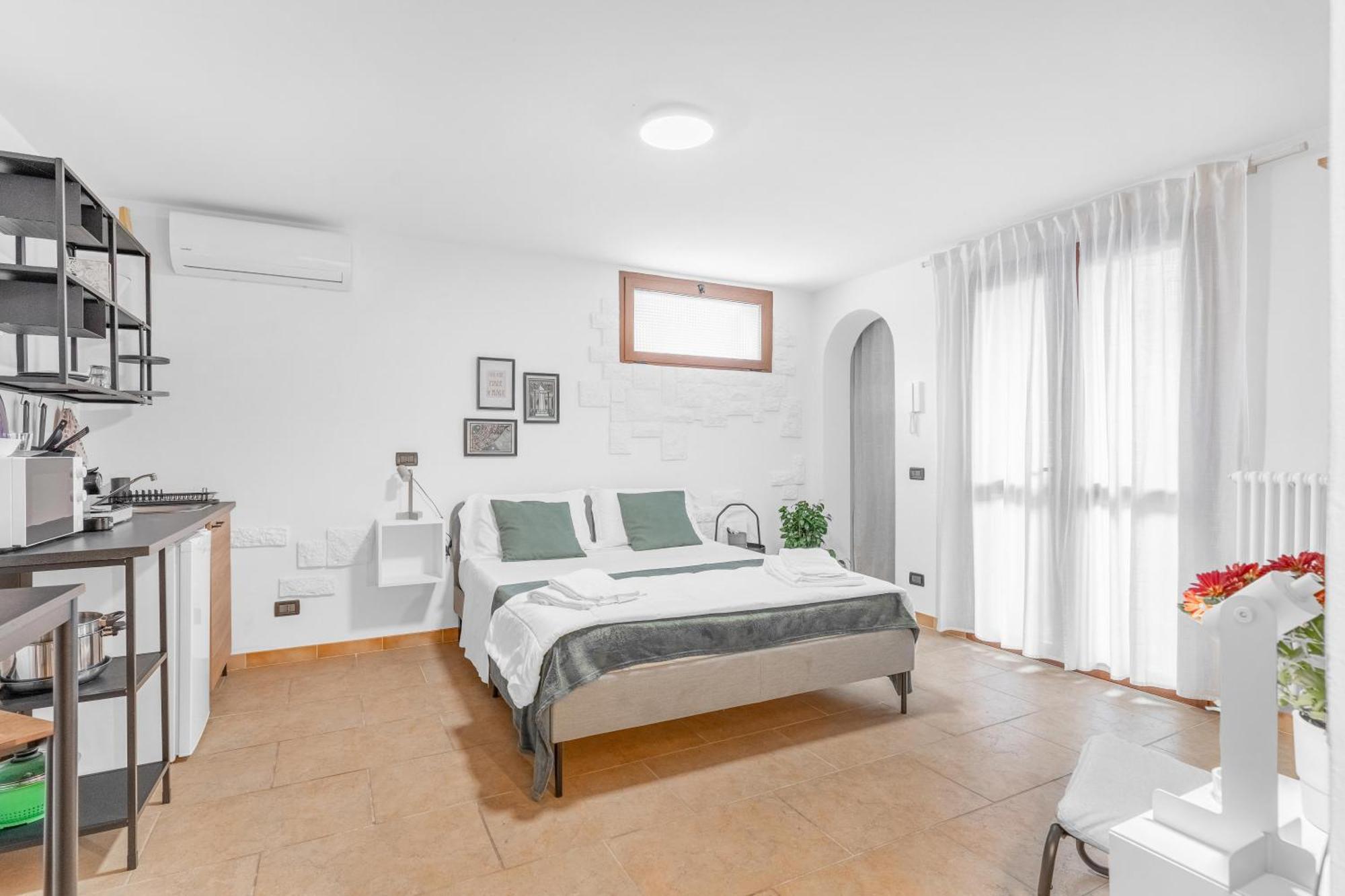 -Free Pool And Parking- Garda House Apartments Castelnuovo del Garda Buitenkant foto